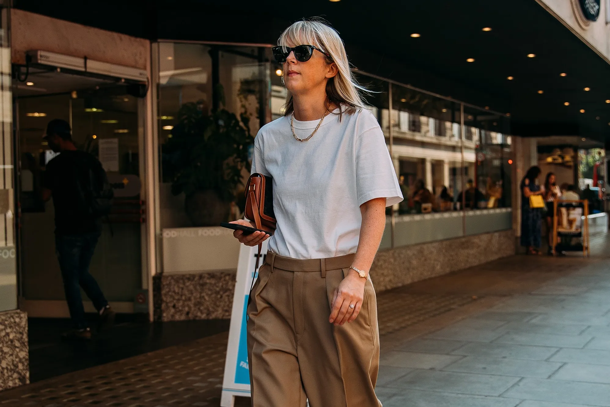 Red and White Shop -Red and White Shop AcielleStyleDuMonde LFWSS22 DAY2 63